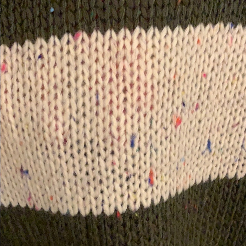 Hem & Thread woven sweater - Picture 4 of 10